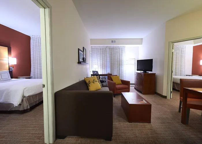 Airport 3* Lafayette